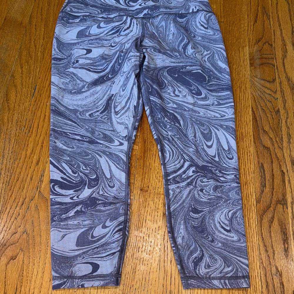 Athleta Gray Patterned Leggings